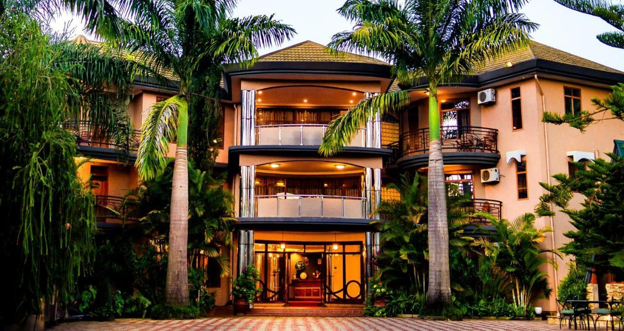 Nejobugg Palace Hotel Nkoanrua Exterior foto